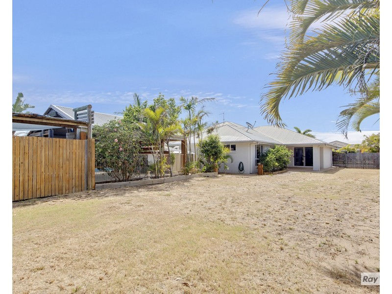 11 Sandcastle Drive, Mulambin QLD 4703