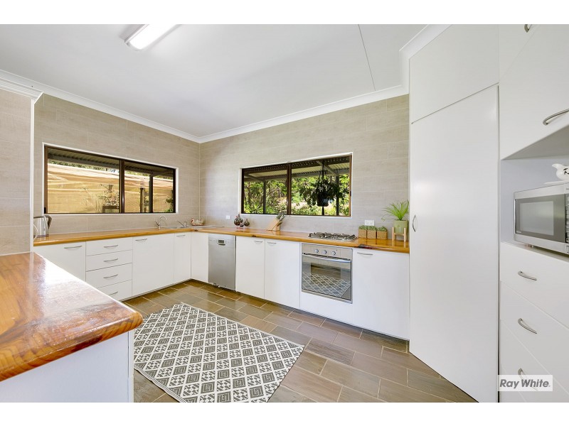 152 Mark Road, Bondoola QLD 4703