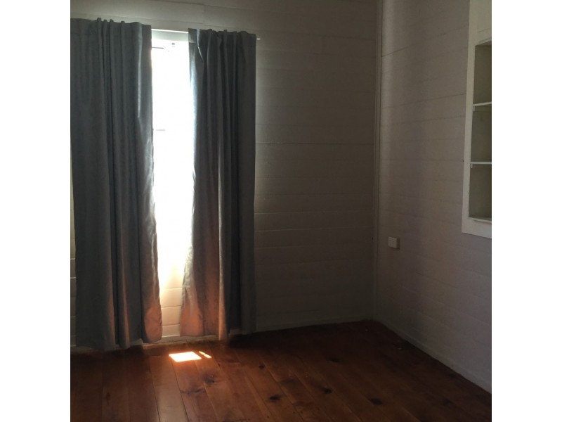 7 Jeffries Street, Yeppoon QLD 4703