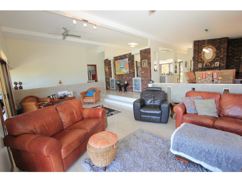 5 Clair Court, Taranganba QLD 4703