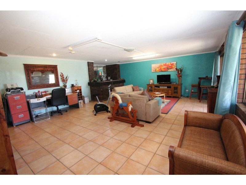 5 Clair Court, Taranganba QLD 4703