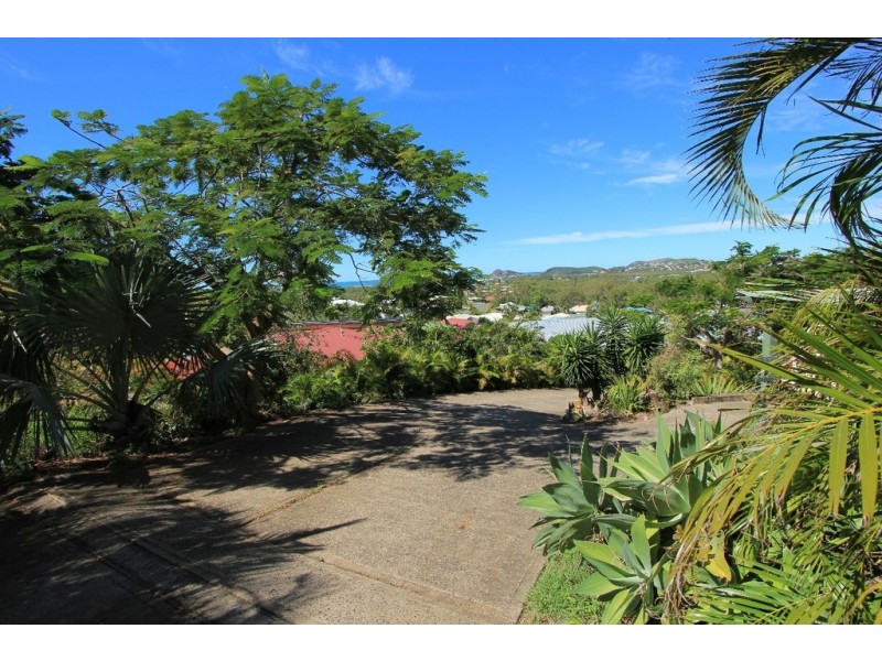 5 Clair Court, Taranganba QLD 4703