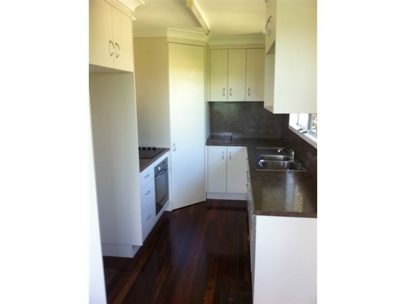 27 Selvey Street, Yeppoon QLD 4703