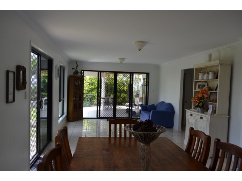 40 Miami Crescent, Pacific Heights QLD 4703