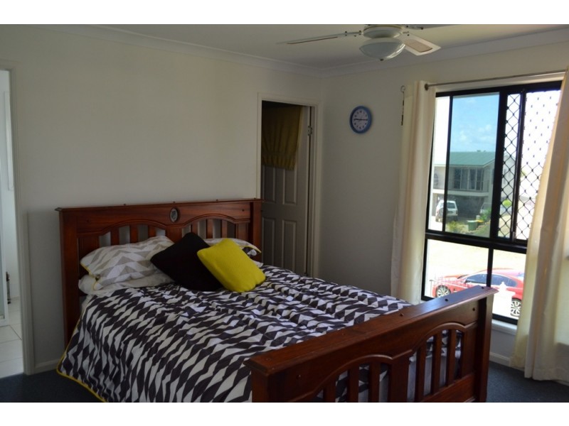 40 Miami Crescent, Pacific Heights QLD 4703