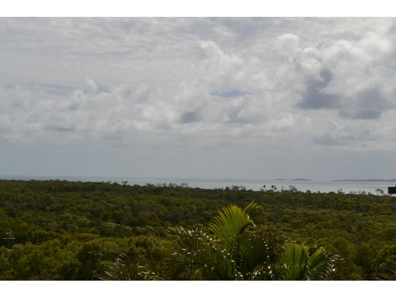 40 Miami Crescent, Pacific Heights QLD 4703