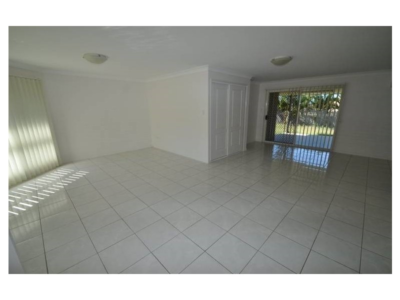 4 Driftwood Drive, Rosslyn QLD 4703