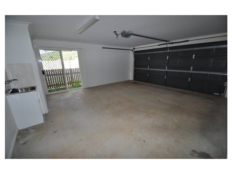 4 Driftwood Drive, Rosslyn QLD 4703