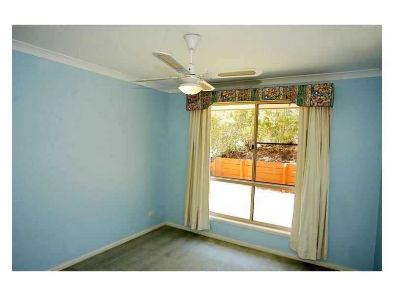 19 Waterview Drive, Rosslyn QLD 4703