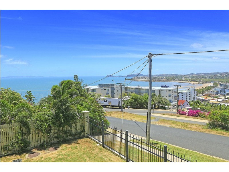 Unit 2, 7 Cliff Street, Yeppoon QLD 4703