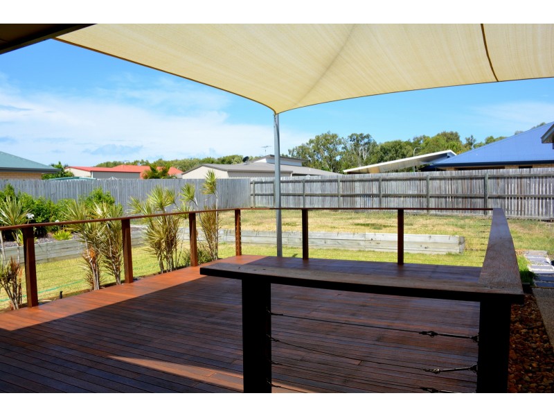 17 Spinnaker Drive, Mulambin QLD 4703
