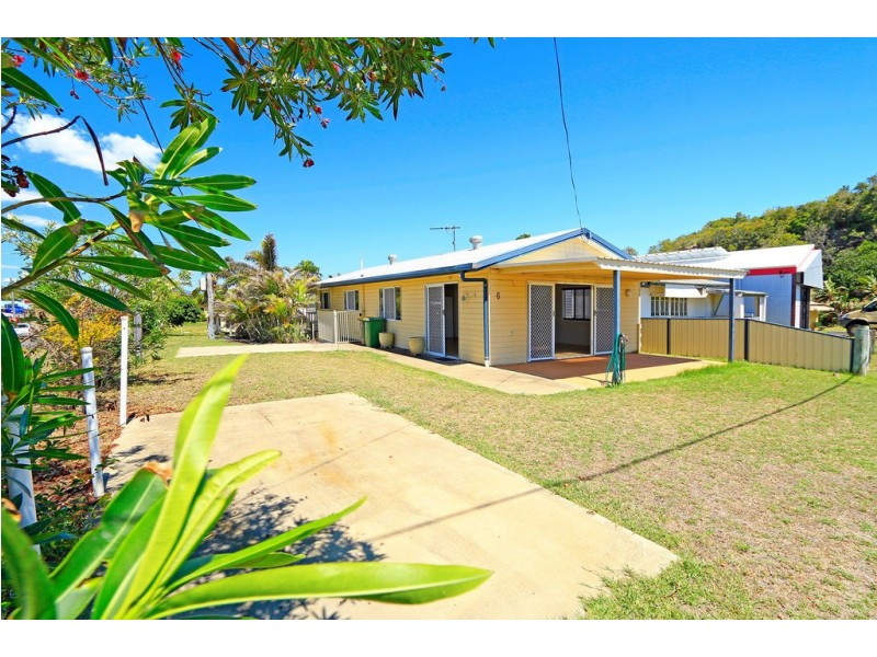 6 Schofield Parade, Keppel Sands QLD 4702