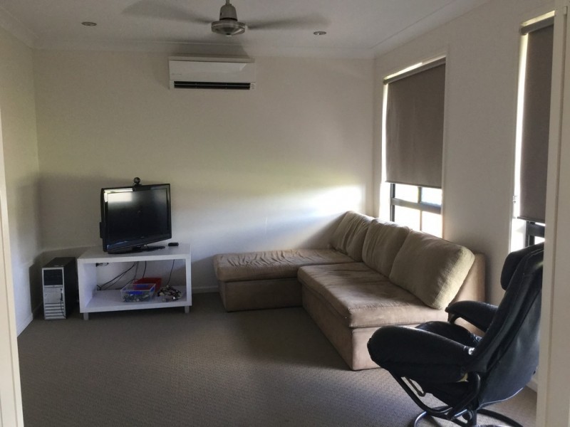 26 Riviera Way, Mulambin QLD 4703