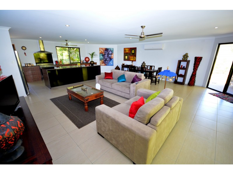 26 Coast Court, Mulambin QLD 4703