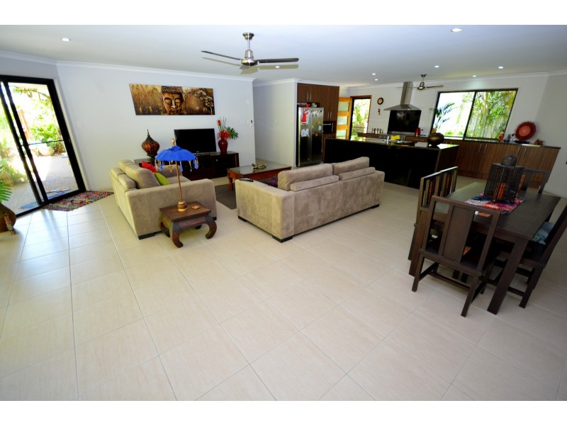 26 Coast Court, Mulambin QLD 4703