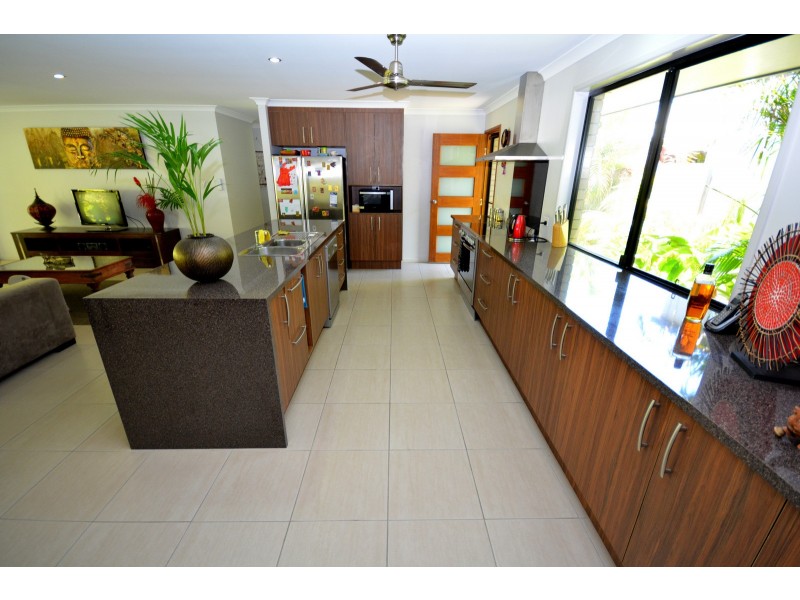 26 Coast Court, Mulambin QLD 4703