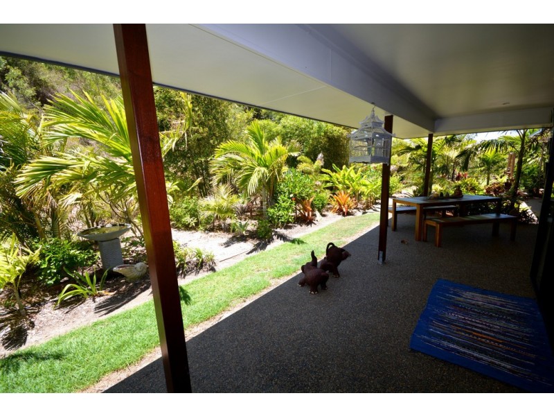 26 Coast Court, Mulambin QLD 4703