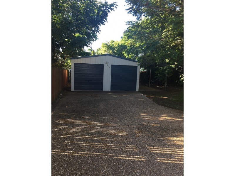 17 Elma Street, Cooee Bay QLD 4703