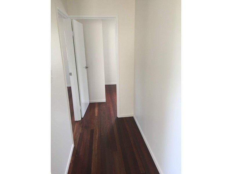 17 Elma Street, Cooee Bay QLD 4703