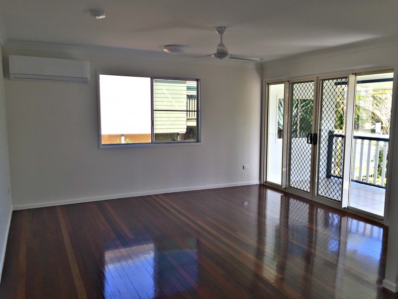 17 Elma Street, Cooee Bay QLD 4703