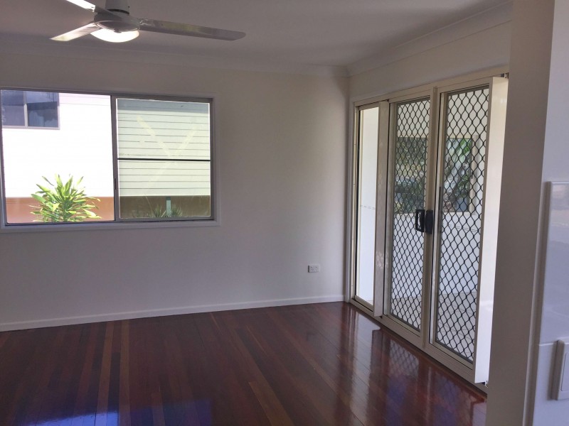 17 Elma Street, Cooee Bay QLD 4703