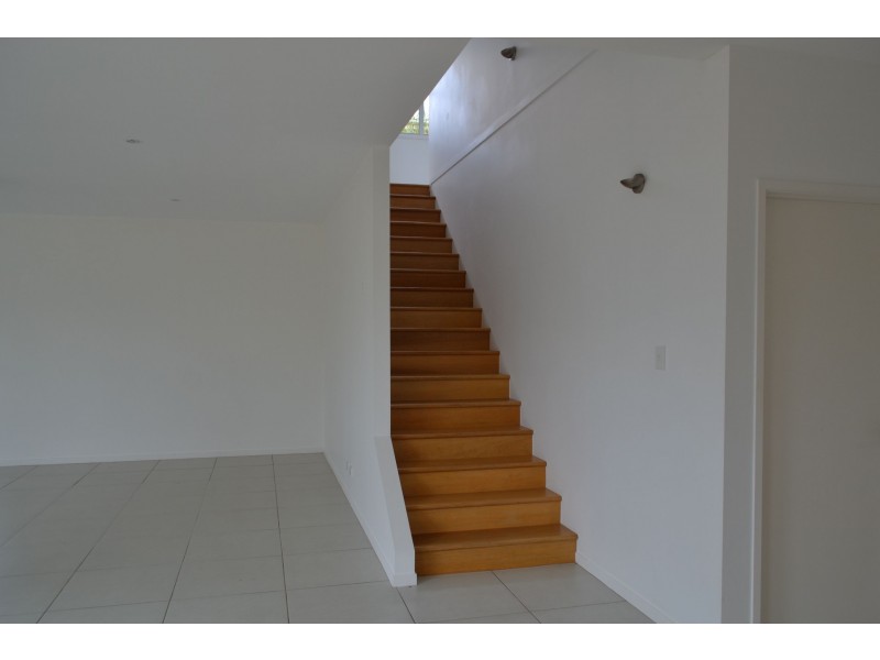 33 Cocoanut Point Drive, Zilzie QLD 4710