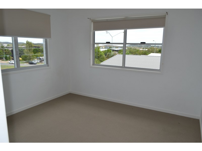 33 Cocoanut Point Drive, Zilzie QLD 4710