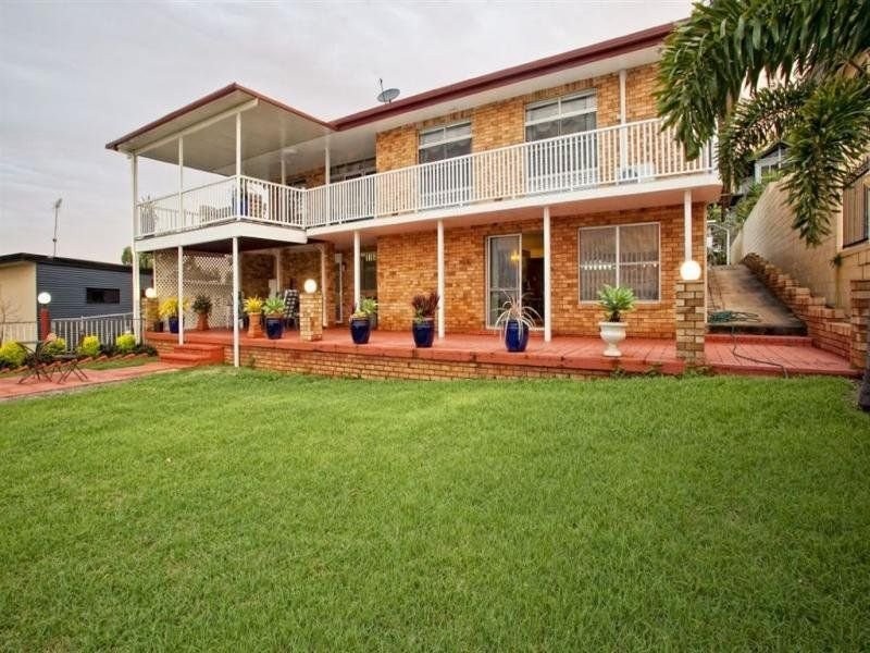 9 Prospect Street, Rosslyn QLD 4703