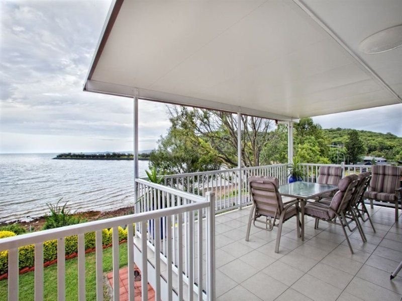 9 Prospect Street, Rosslyn QLD 4703