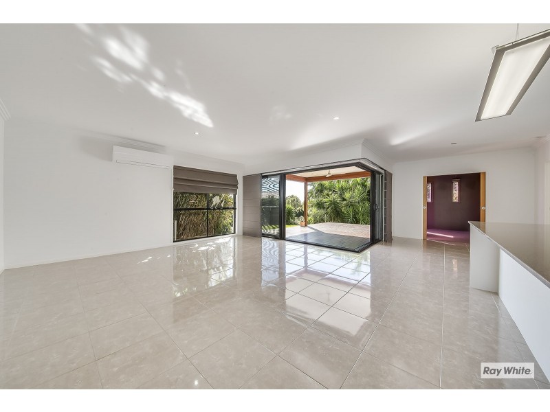 1 Solomon Court, Pacific Heights QLD 4703