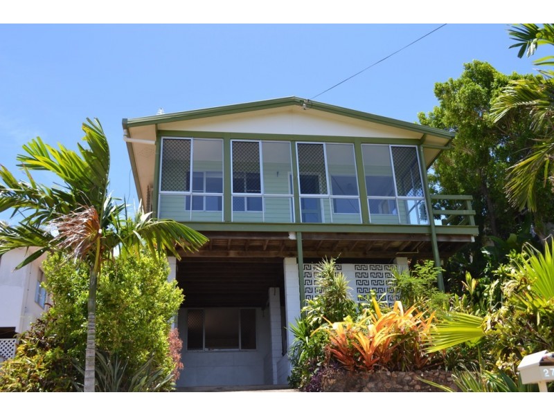27 Selvey Street, Yeppoon QLD 4703