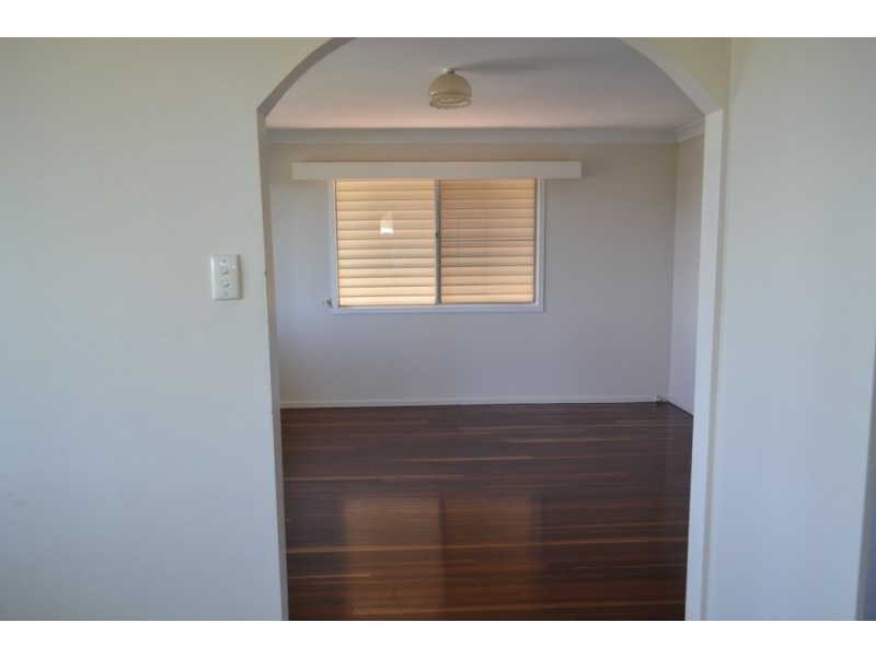 27 Selvey Street, Yeppoon QLD 4703