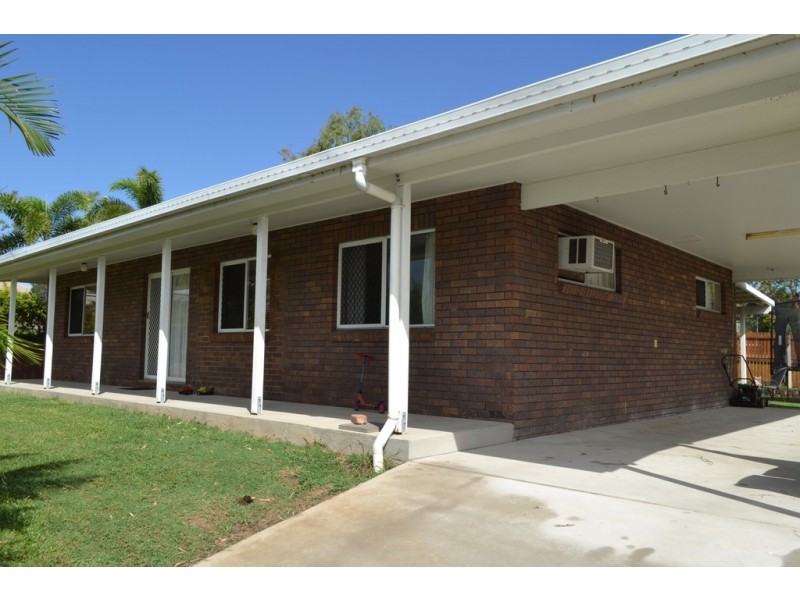 19 Housden Place, Taranganba QLD 4703