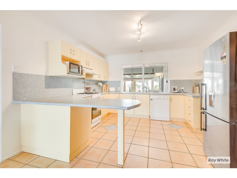 41 Kiama Avenue, Bangalee QLD 4703