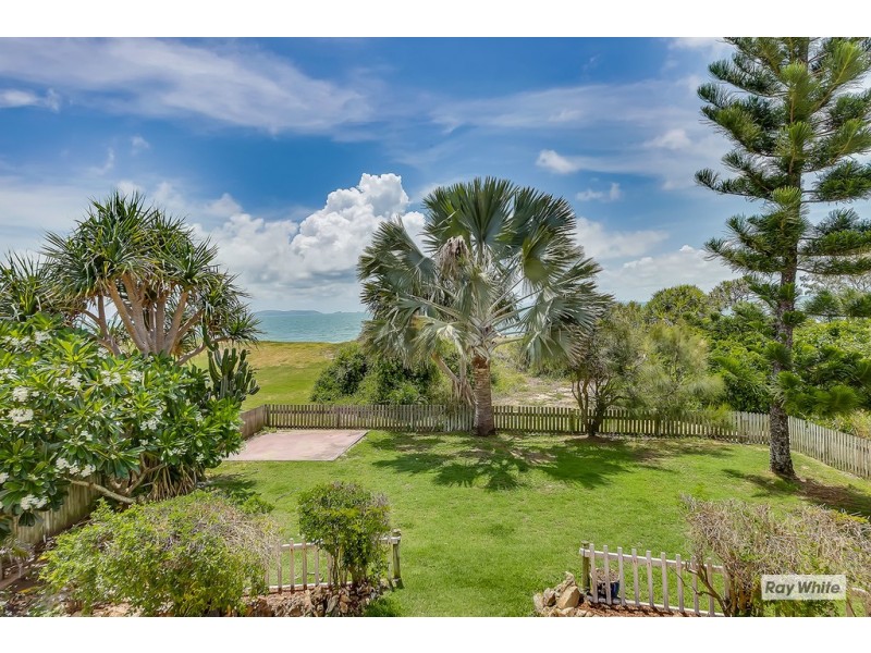 41 Kiama Avenue, Bangalee QLD 4703