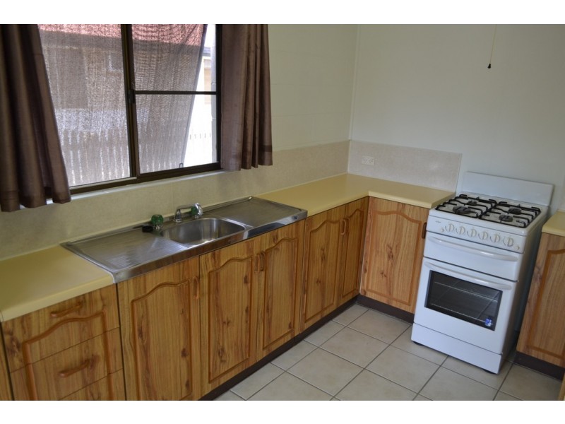 22 Limpus Avenue, Keppel Sands QLD 4702