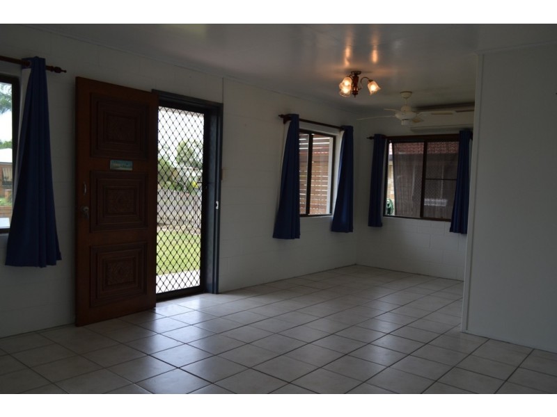 22 Limpus Avenue, Keppel Sands QLD 4702