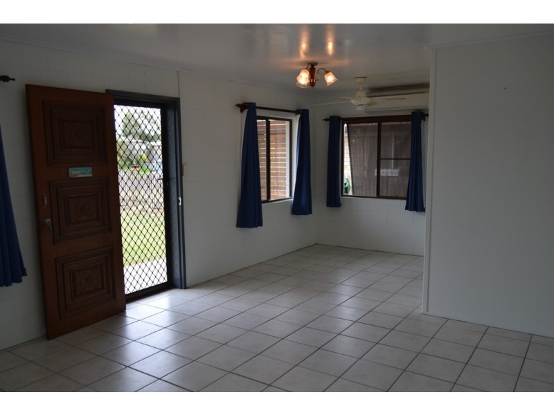 22 Limpus Avenue, Keppel Sands QLD 4702