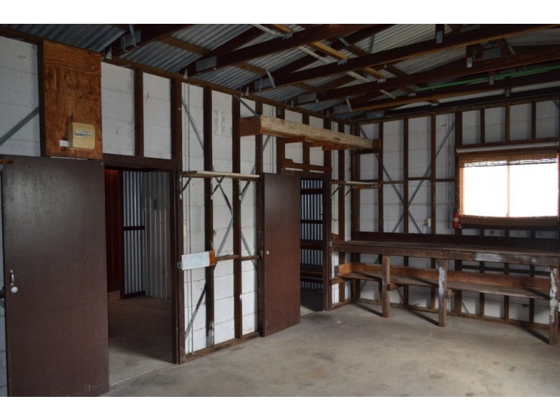 22 Limpus Avenue, Keppel Sands QLD 4702