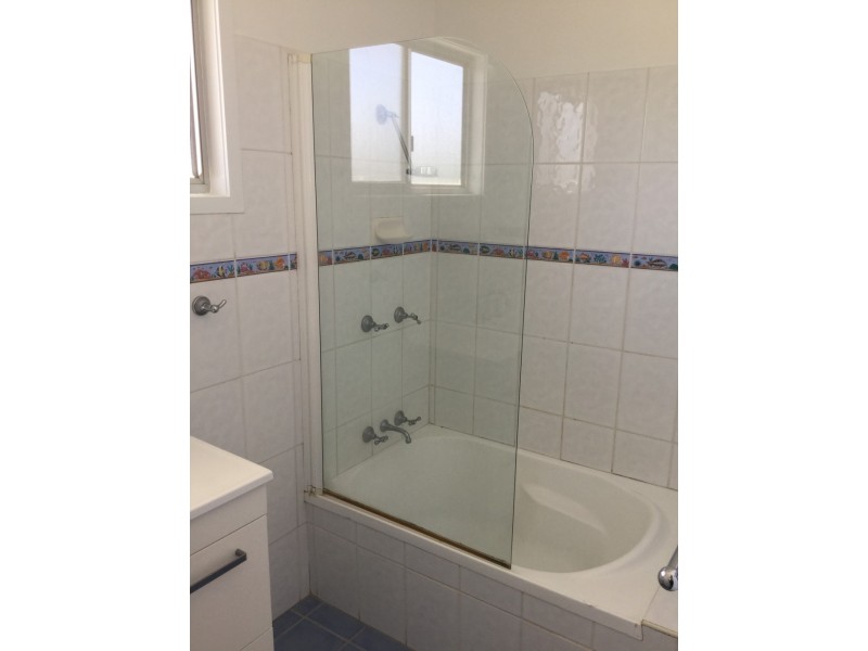 35 Poplar Street, Cooee Bay QLD 4703