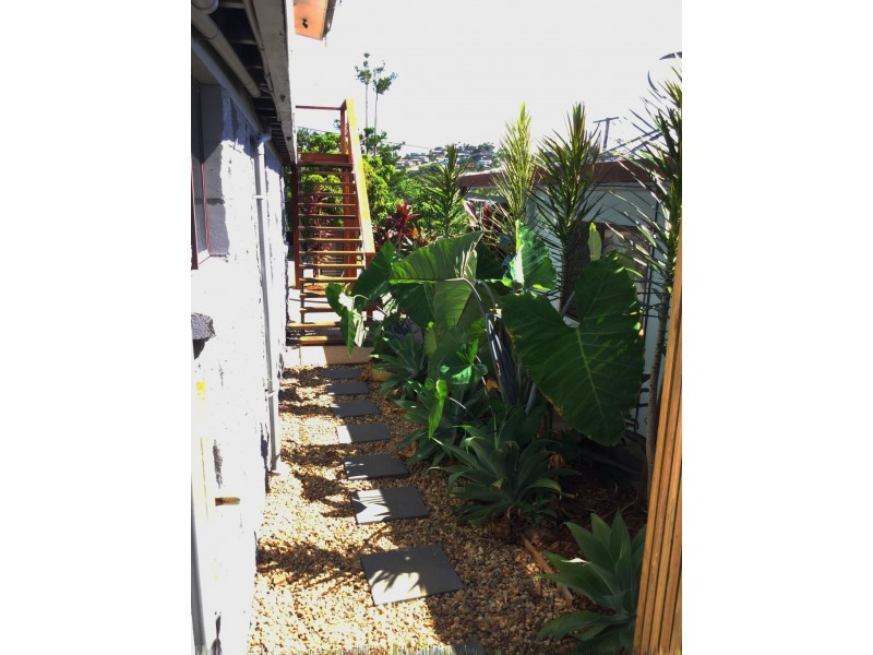 35 Poplar Street, Cooee Bay QLD 4703