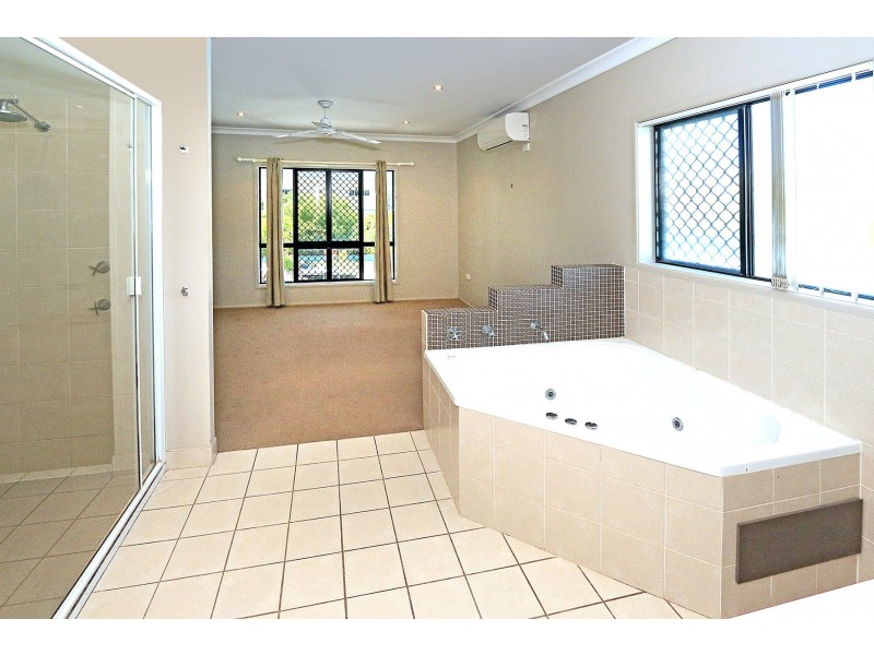 16a Todd Avenue, Yeppoon QLD 4703