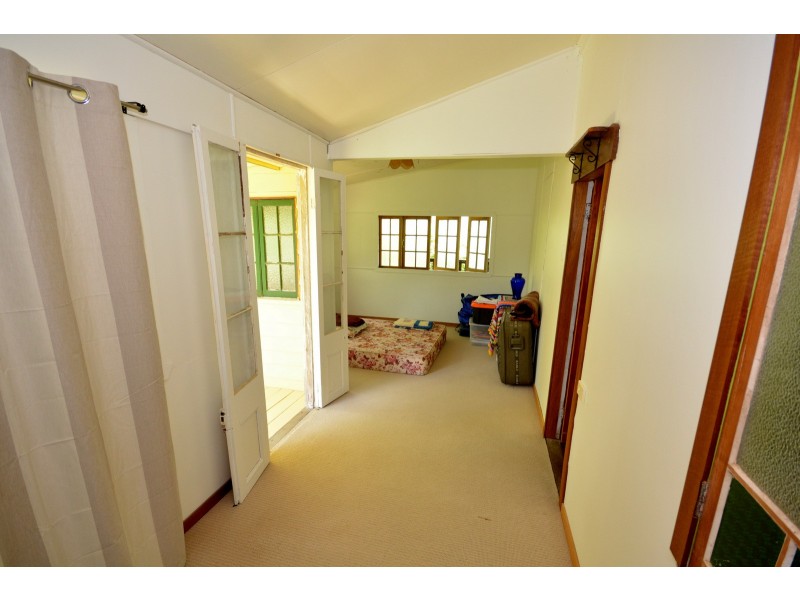 328 Sleipner Road, Mount Chalmers QLD 4702