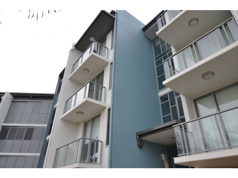 14/12-14 Breakwater Drive, Rosslyn QLD 4703