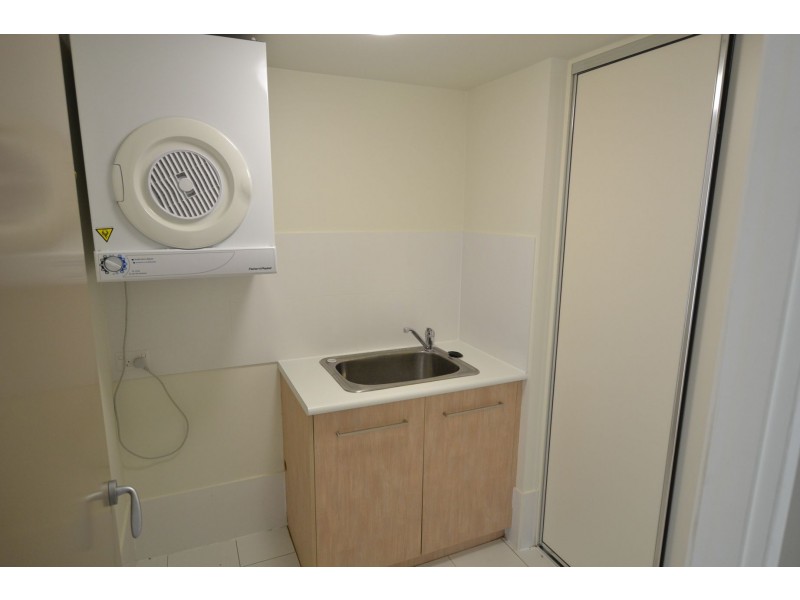 14/12-14 Breakwater Drive, Rosslyn QLD 4703