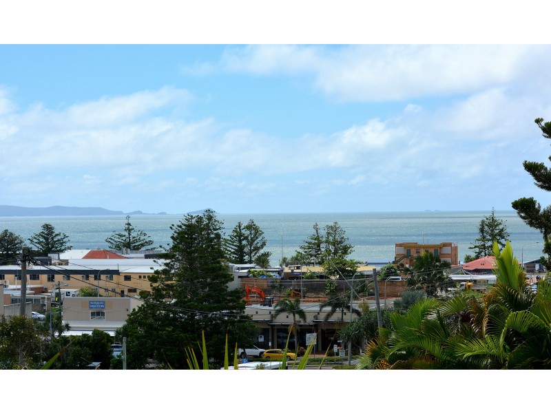 Unit 11, 30 Queen Street, Yeppoon QLD 4703