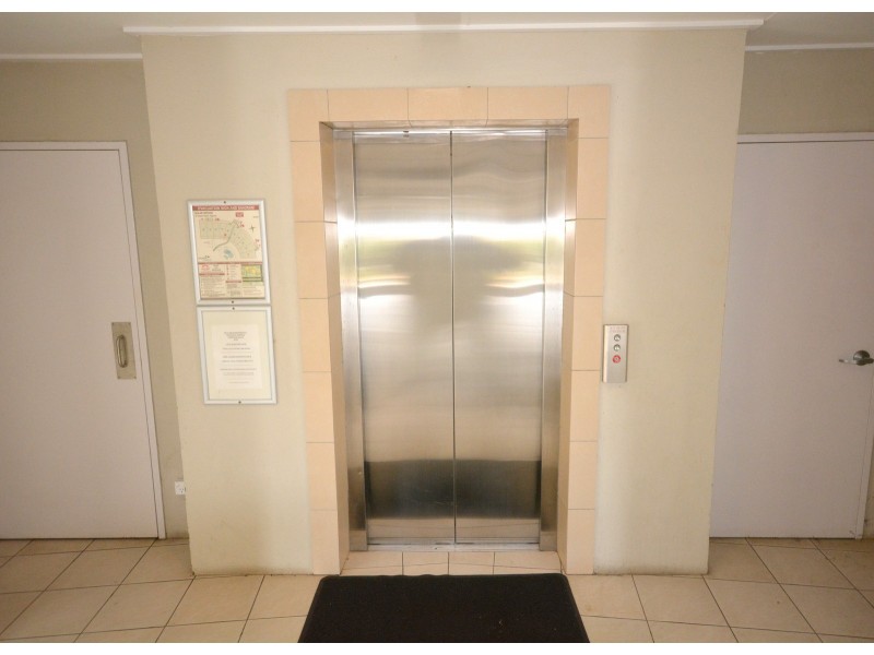 Unit 11, 30 Queen Street, Yeppoon QLD 4703