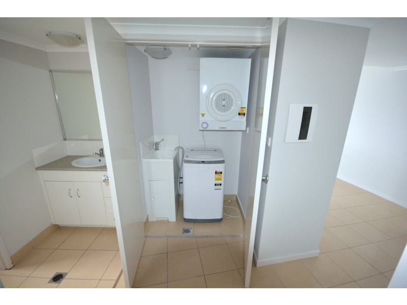 Unit 11, 30 Queen Street, Yeppoon QLD 4703