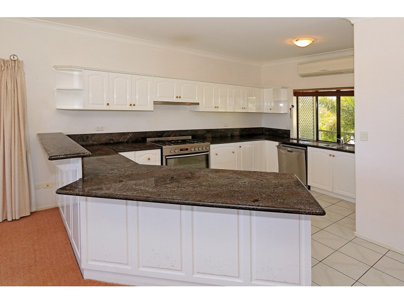 33 Shaw Avenue, Yeppoon QLD 4703