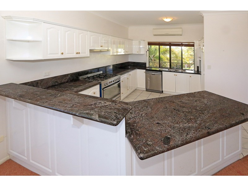 33 Shaw Avenue, Yeppoon QLD 4703